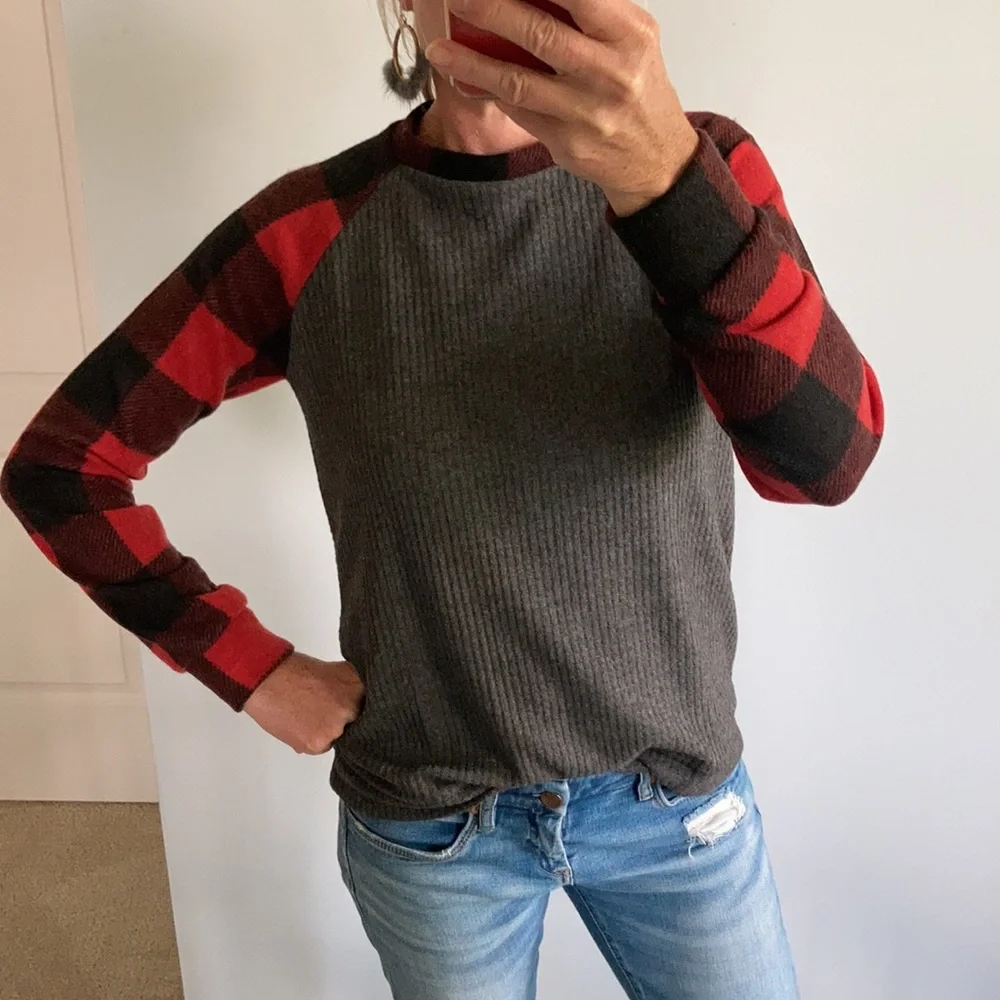 Black, Red, Grey Long Sleeve Tunic Top - Picture 3 of 13